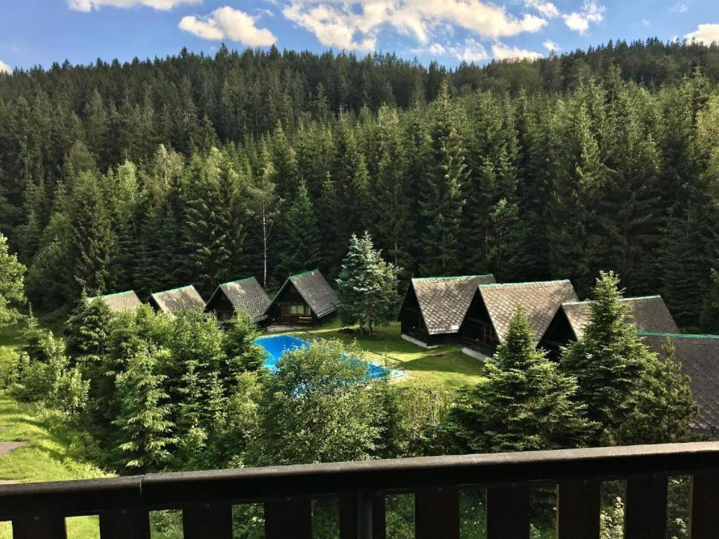 Hotel Maredis Rero Корженов Екстер'єр фото